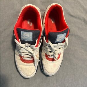 Nike Men's White and Red Athletic Shoes